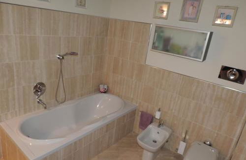 Feeling at Home - Varese Apartment - Foto 13