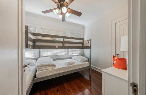 Group Getaway in a Grand Historic Home 15 minutes to Fort Benning Sleeps 10 - Foto 20