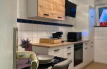 Purple Escape Balkon Netflix zentral - Foto 7