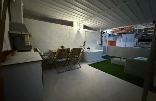 Duplex Ático con terraza y BBQ - Photo 1