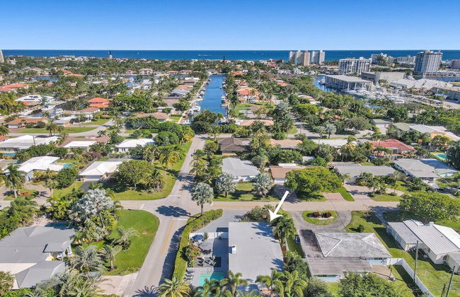 5BR with Heated Pool 5 min to Beach - Photo 64