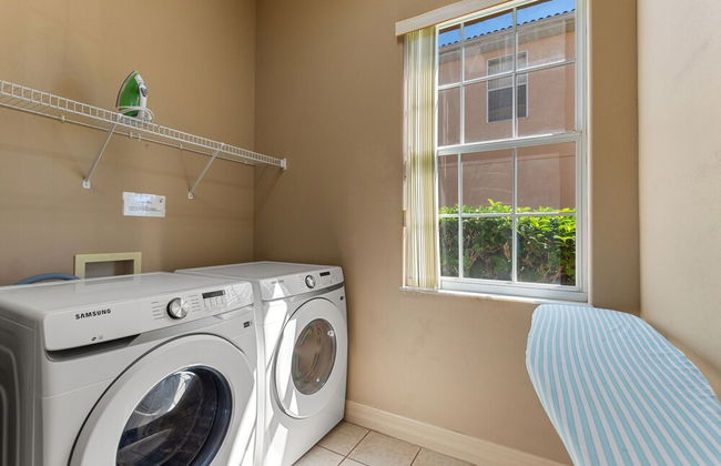 6 Bed, 2 Suites, Pool, Spa, Games Room #800 6 Bedroom Villa - Foto 47