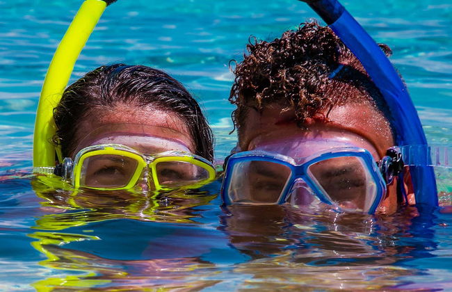 Snorkeling in Schinias Bay - Foto 1