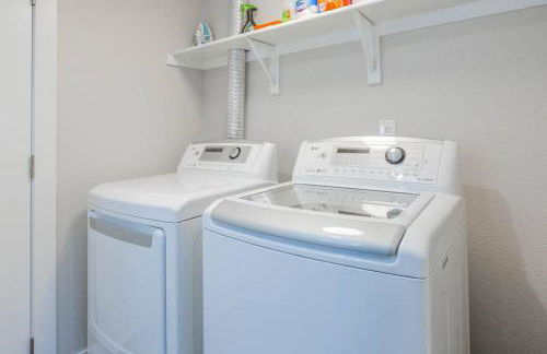 2 King Beds / Hot Tub / BBQ / Hiking / Fire Pit - Foto 30