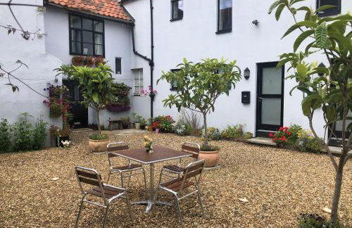 Church View Bungay - Photo 1