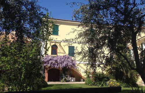 Villa Angelina Holiday Homes I Casa Glicine I A pochi chilometri da Sanremo e il suo Festival I Giardino I Parcheggio privato - Photo 23