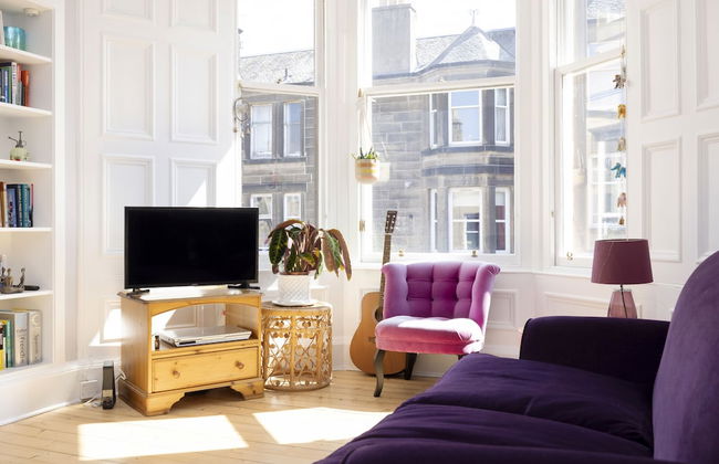 JOIVY Gorgeous 1-Bed Flat With A Shared Garden - Photo 19