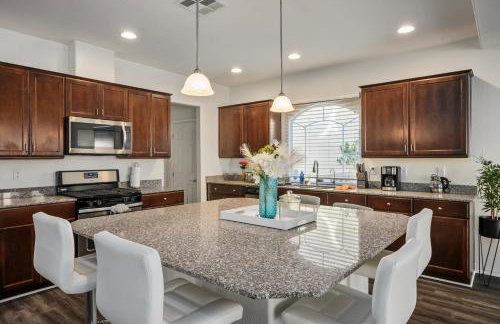 Relaxing Vegas Stay with BBQ & Games - Foto 61