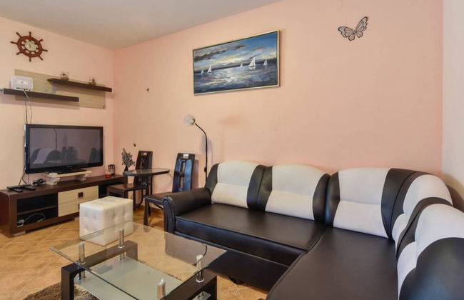 Peaceful Island Haven With Pool, BBQ & Games Area - Foto 7