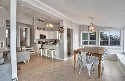 Soundview Beach House: 4BR,Panoramic Views 1.5hrsNYC - Foto 8