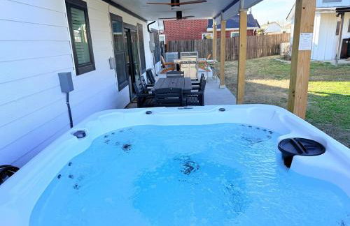 Cozy Lakeview Retreat Home - Photo 57