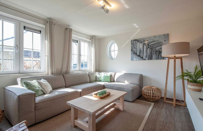 Villa in Cadzand-bad Near North Sea Beach - Photo 4