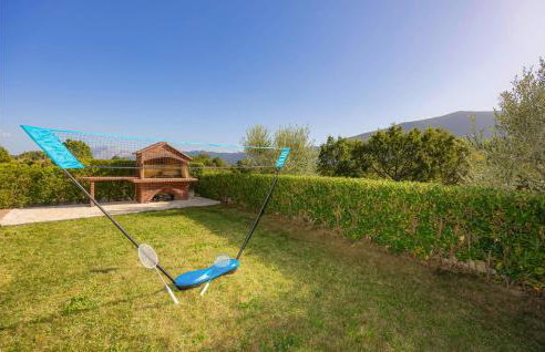 Three-Bedroom Apartment In Donja Ostrvica - Photo 16