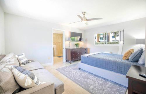 Casa Tranquila - Private Patios, Beach, Village, 100 steps to Best Views on Siesta Key! - Foto 11