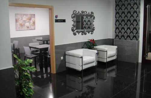 Aparthotel El Faro - Photo 31