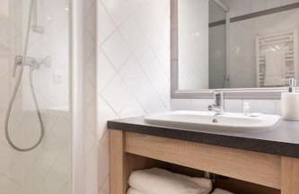 Appartement 8 personnes dans chalet privé, piscine, ski in - Foto 31