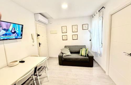 Metro Avenida de América 11 AMCH Hospedaje - Photo 3