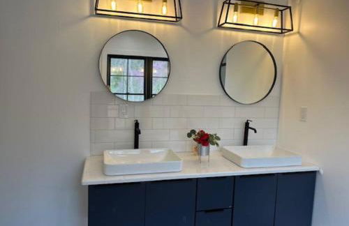 Amazing New House - Waterfront Getaway + Boat Dock - Foto 13