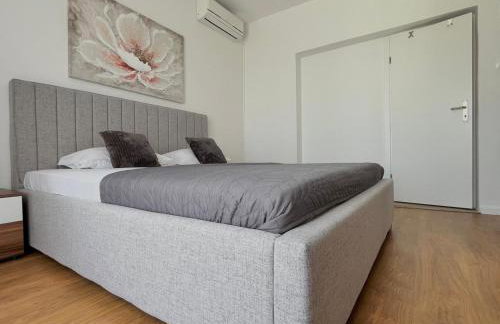 Stone & Sun Retreat with Private Pool - Foto 10