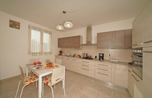 Villa Serraglie con piscina privata - Foto 9