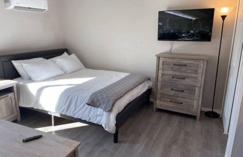 Studio w Balcony - Near Nob Hill and Hospitals - Foto 6