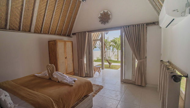 Sunset House Ceningan - Foto 5, Habitación