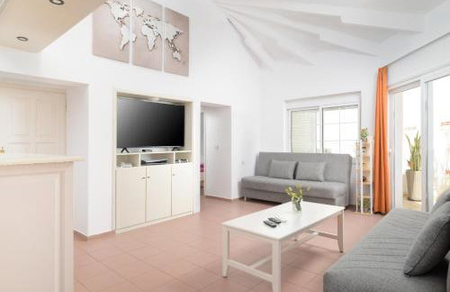 Aris Studios - Photo 51