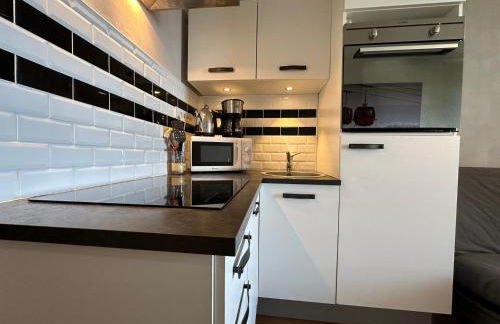 Studio cosy aux pieds des pistes, vue splendide - FR-1-624-53 - Photo 9