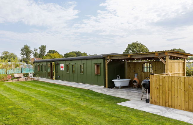 Beautifully Restored WW2 Carriage - Sleeps 6 - Foto 6