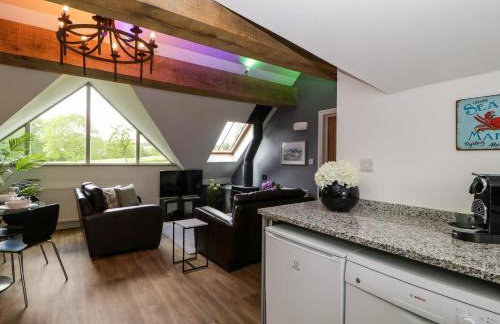 The Coach House - Photo 21