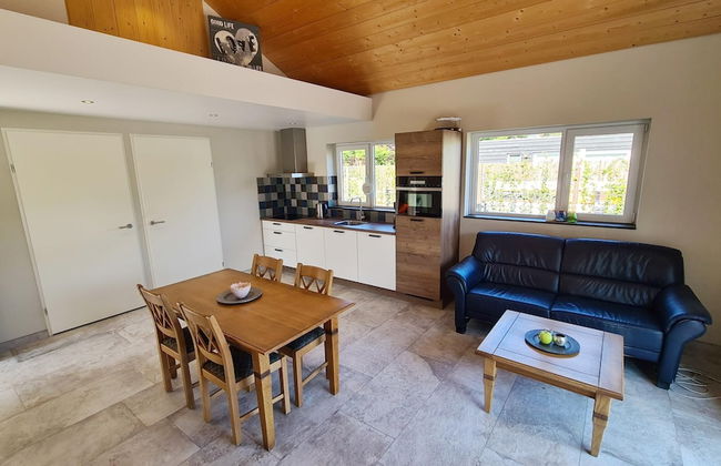 Beachside Getaway With Garden & Barbecue - Foto 1