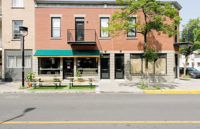 Explore Montreal From Sleek Contemporary Apartment - Foto 15