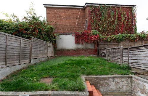 Pass the Keys 2BR House Garden Sleeps 6 Elizabeth Line - Foto 39