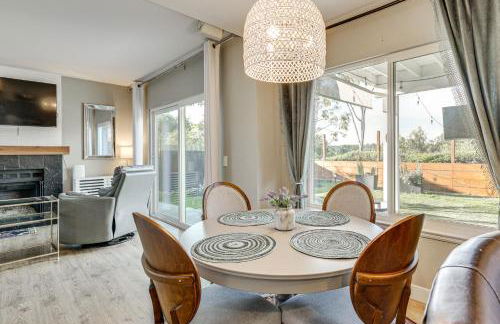 Modern Oceanside Living! Family Home with Workspace - Foto 7