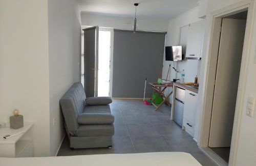 Almiriki- Ground Floor Seafront Studio - Foto 3