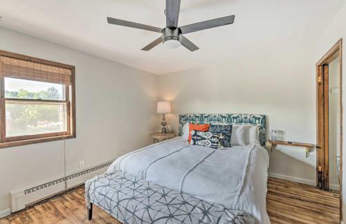 Williams Bay Getaway with Geneva Lake Views! - Foto 16