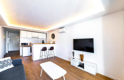 2 persons - clim - hypercenter - 2mins of beach - JUAN LES PINS - beach and sun - Photo 58