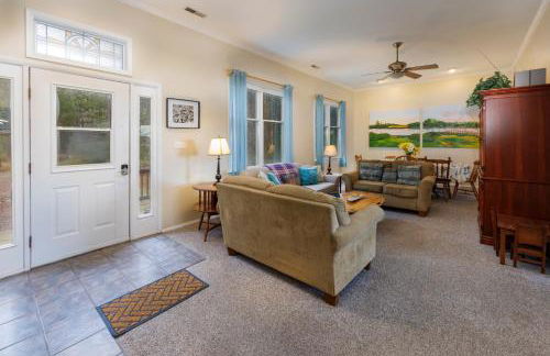 Very Private and Spacious Waterfront Family House - Foto 13