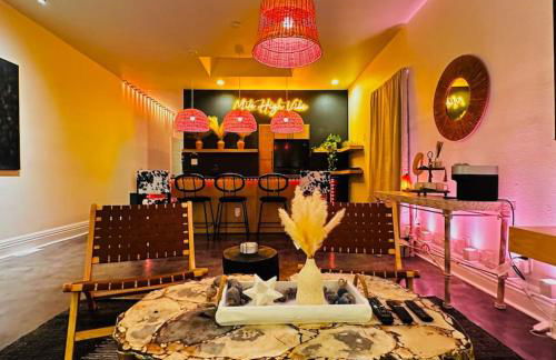 in Baker St. Abode Minutes to Downtown - Foto 1