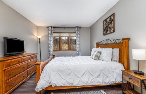 Cozy at Creekwood Getaway - Foto 8