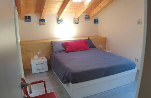 LA FINESTRA SUL FIUME-GRAZIOSA MANSARDA.CIR 014O74 - Foto 8