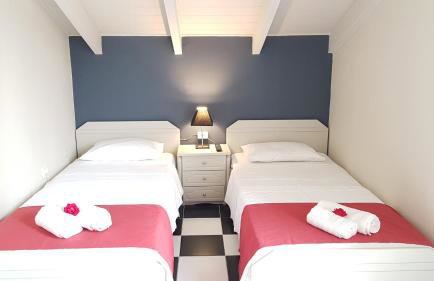 Stefanos Studios - Photo 71