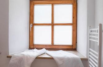 Gehobenes Ambiente in historischer Wohnung - Photo 26