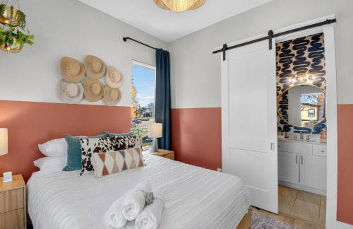 Boho-Chic Home with a Hot Tub, Fire Pit - Foto 32