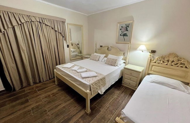 Biazi Paradise Hotel - Photo 9