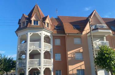 Le Clos Lucé - Foto 1