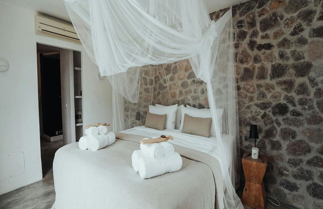 Luxurious Villa With Bright Terrace - Foto 6