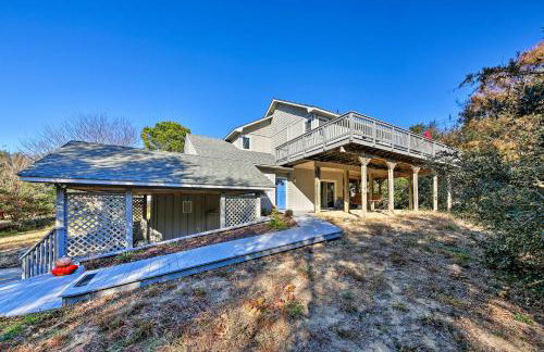 Bright Southern Shores Family Home Less Than 1 Mi to Beach - Foto 2