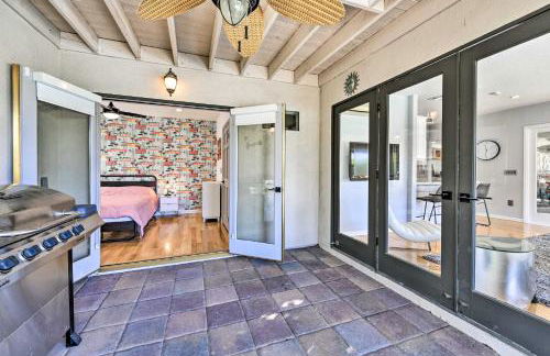 Luxe Palm Springs Home with Backyard Oasis! - Foto 29