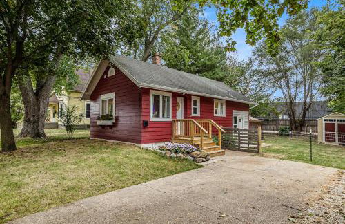 Little Barn Cottage - 3br home with hot tub - Foto 1